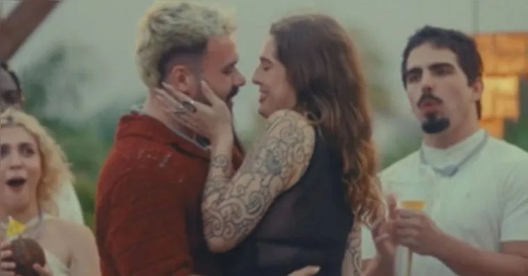 Imagem ilustrativa da notícia Cuspe, exibição e dominação! Casal de reality surpreende ao falar de fetiches