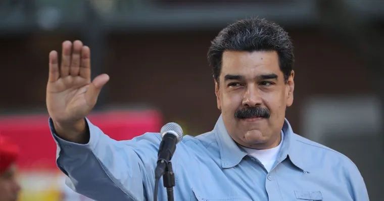 Imagem ilustrativa da notícia Maduro desafia EUA após aumento de recompensa por captura