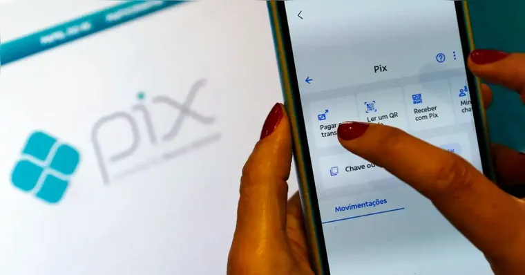 Imagem ilustrativa da notícia Pix parcelado ou cartão de crédito? Veja qual é mais vantajoso