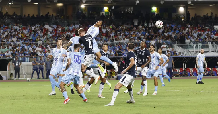 Imagem ilustrativa da notícia Diogo Oliveira marca e Paysandu vence o Re-Pa 779 pela Série B