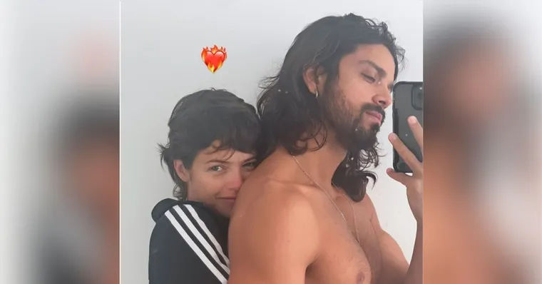 Imagem ilustrativa da notícia Rodrigo Simas publica foto nu ao lado de Agatha Moreira