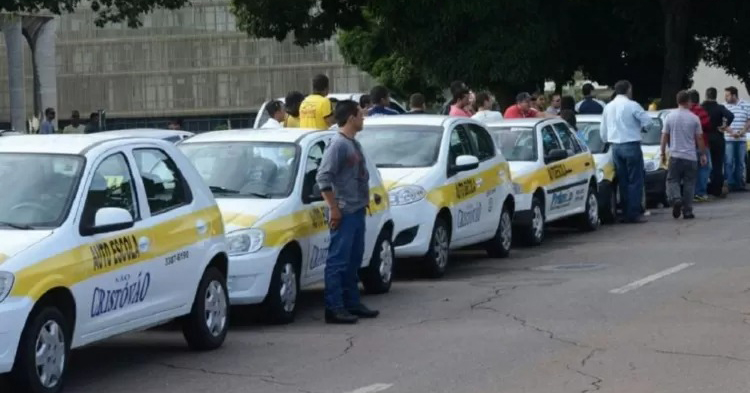 A expectativa é que o custo total da CNH caia de cerca de R$ 3.000 para R$ 600.