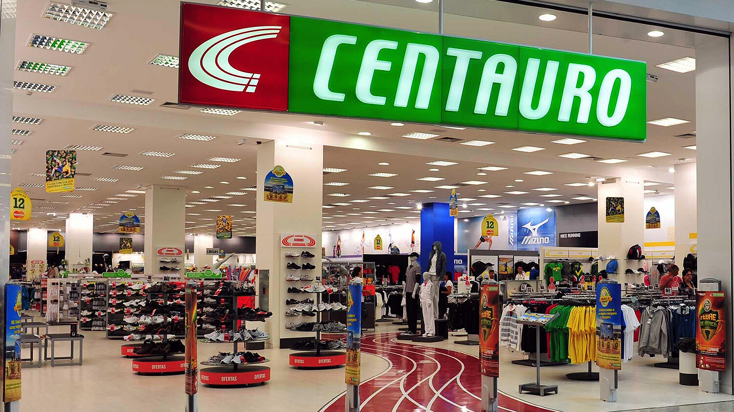 Falha expôs informações privadas de clientes, incluindo dados de cartão de crédito, histórico de compras, formas de pagamento e endereços cadastrados.