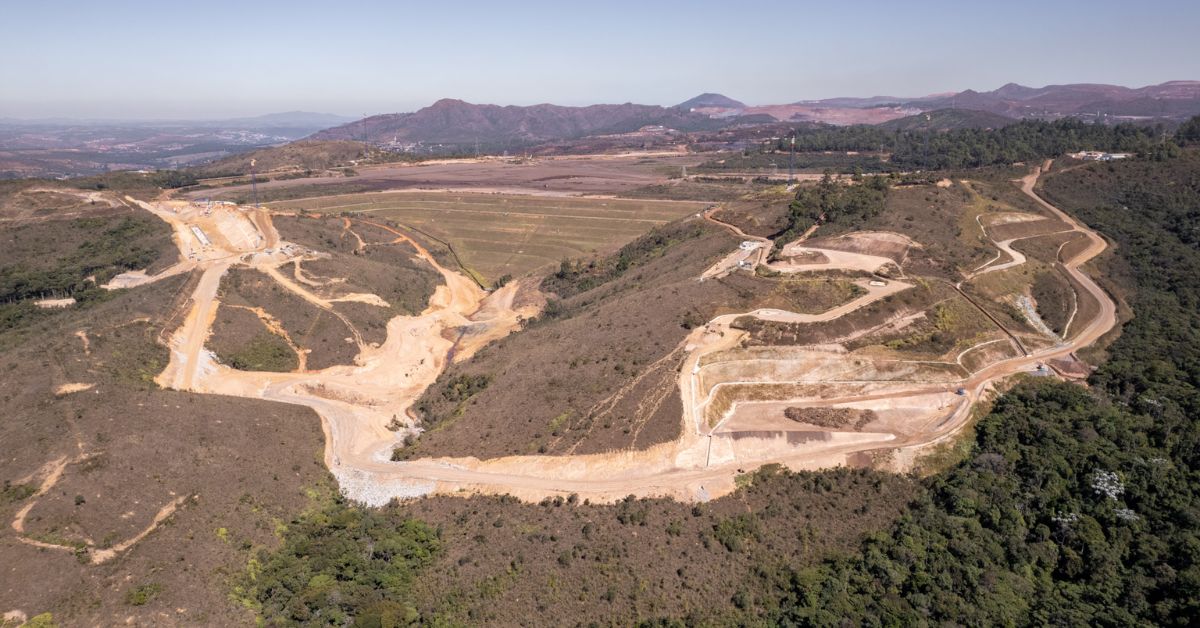 Área ao redor da barragem está evacuada desde 2019, quando a estrutura foi classificada em nível 3