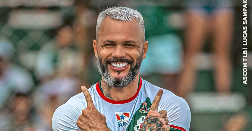 Artilheiro traz experiência e moral para o time