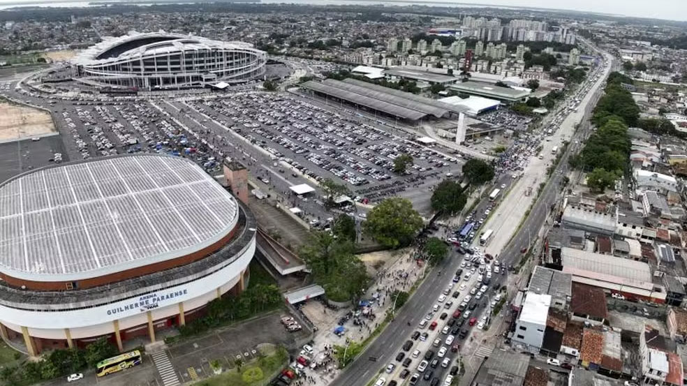 Arena Mangueirinho e Estádio Mangueirão