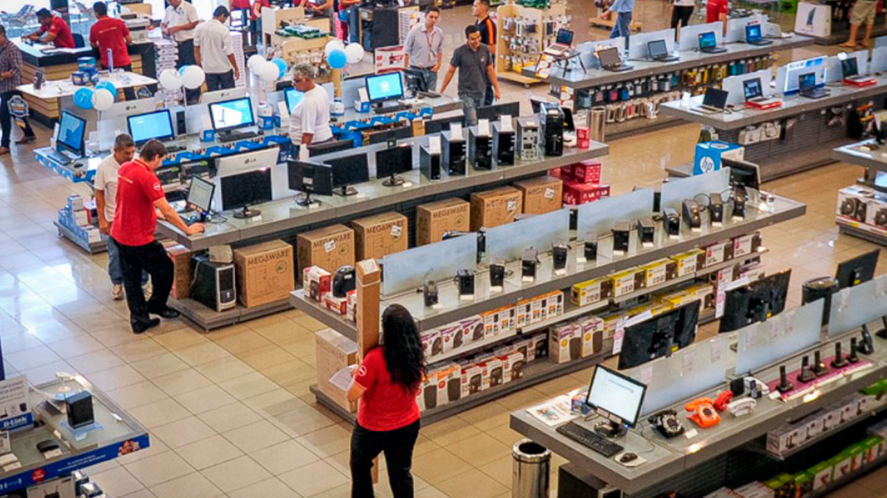 Na prática, com os novos aparelhos eletrônicos em casa, é necessário adotar práticas de consumo consciente no dia a dia para que a economia seja ainda maior.