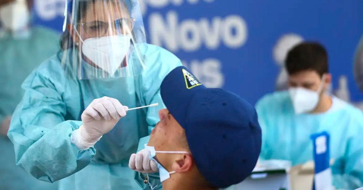 O Brasil confirmou os primeiros casos da variante XFG da Covid-19