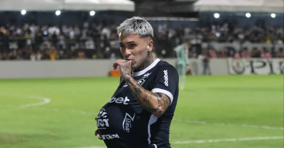 Diego Hernández fez um gol e deu uma assistência