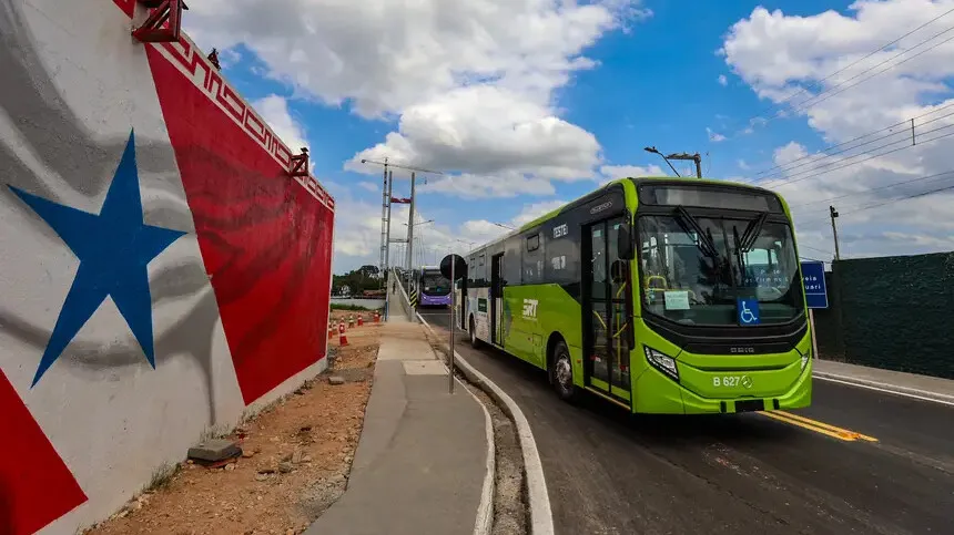 Descubra o BRT Metropolitano em Belém: um marco em mobilidade urbana com ônibus sustentáveis, tecnologia moderna e integração tarifária. Transforme seu deslocamento!