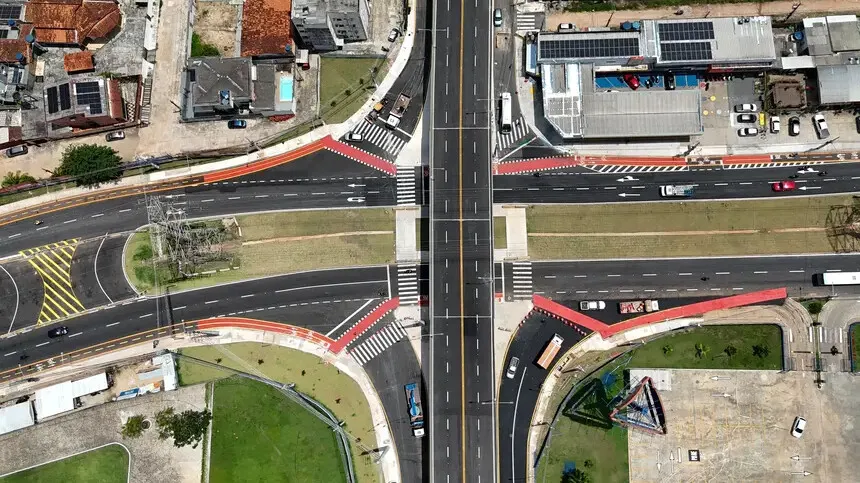 Governo do Pará entrega novo viaduto em Belém Ananindeua, melhorando a mobilidade urbana e beneficiando mais de 20 mil pessoas na Região Metropolitana de Belém.