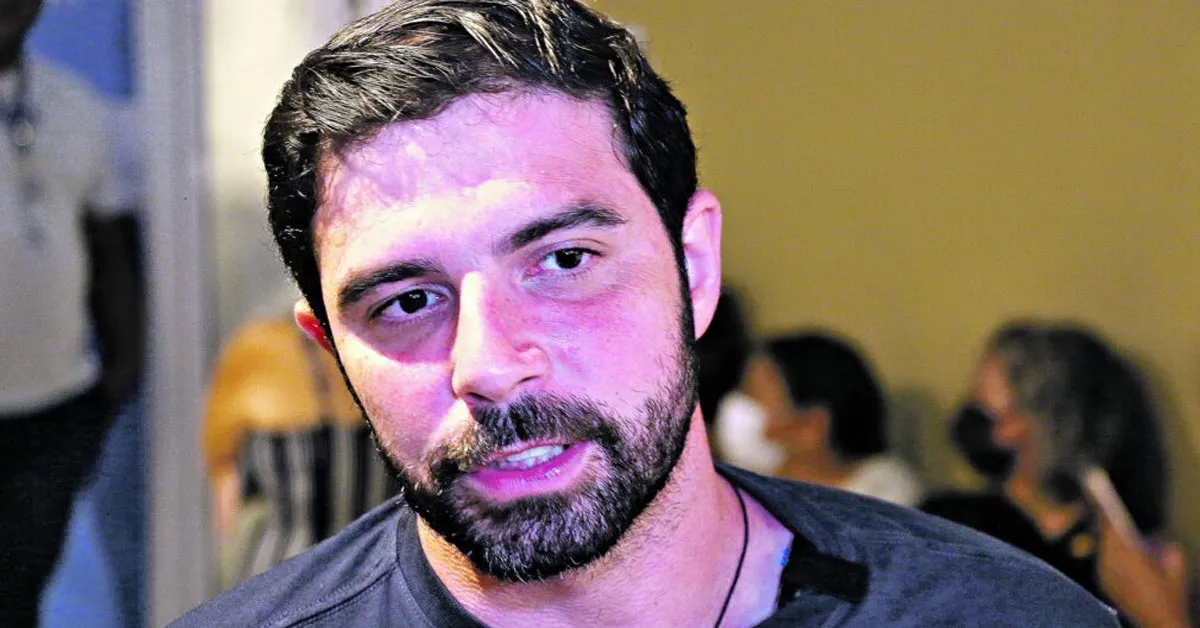 O Corpo de Bombeiros agiu rapidamente e controlou as chamas