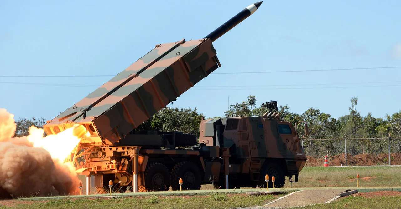 Há 33 meses, a empresa está fechada e os funcionários não recebem salários.