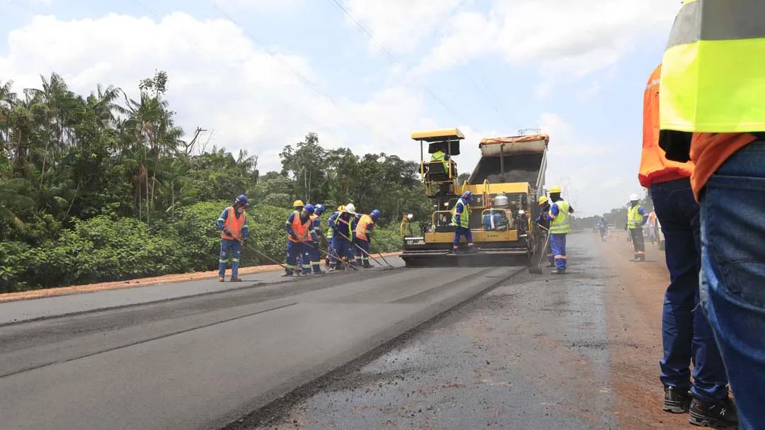Obras cada vez mais avançadas na nova avenida