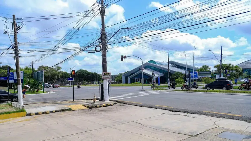O tráfego na Avenida Brigadeiro Protásio será somente no sentido Avenida Dr. Freitas → Avenida Júlio César.