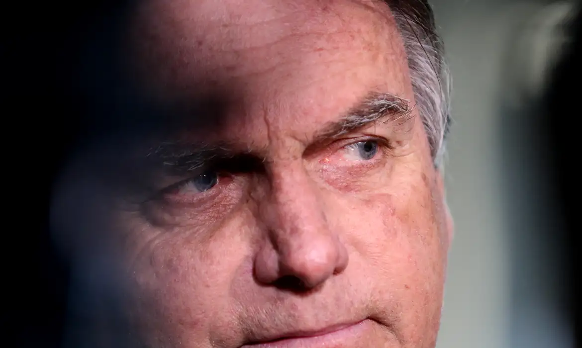 Por estar em regime fechado, Bolsonaro não tem direito à “saidinha de feriado ou Natal”