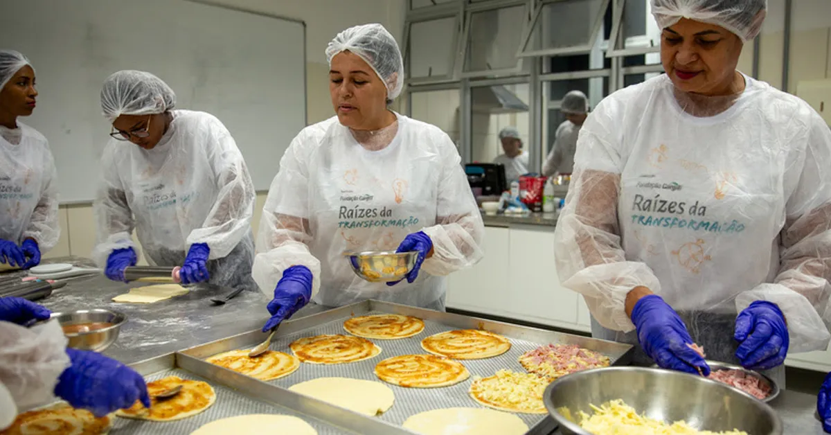 Curso de Gastronomia e Alimentação do SENAI está com 40 bolsas integrais abertas.