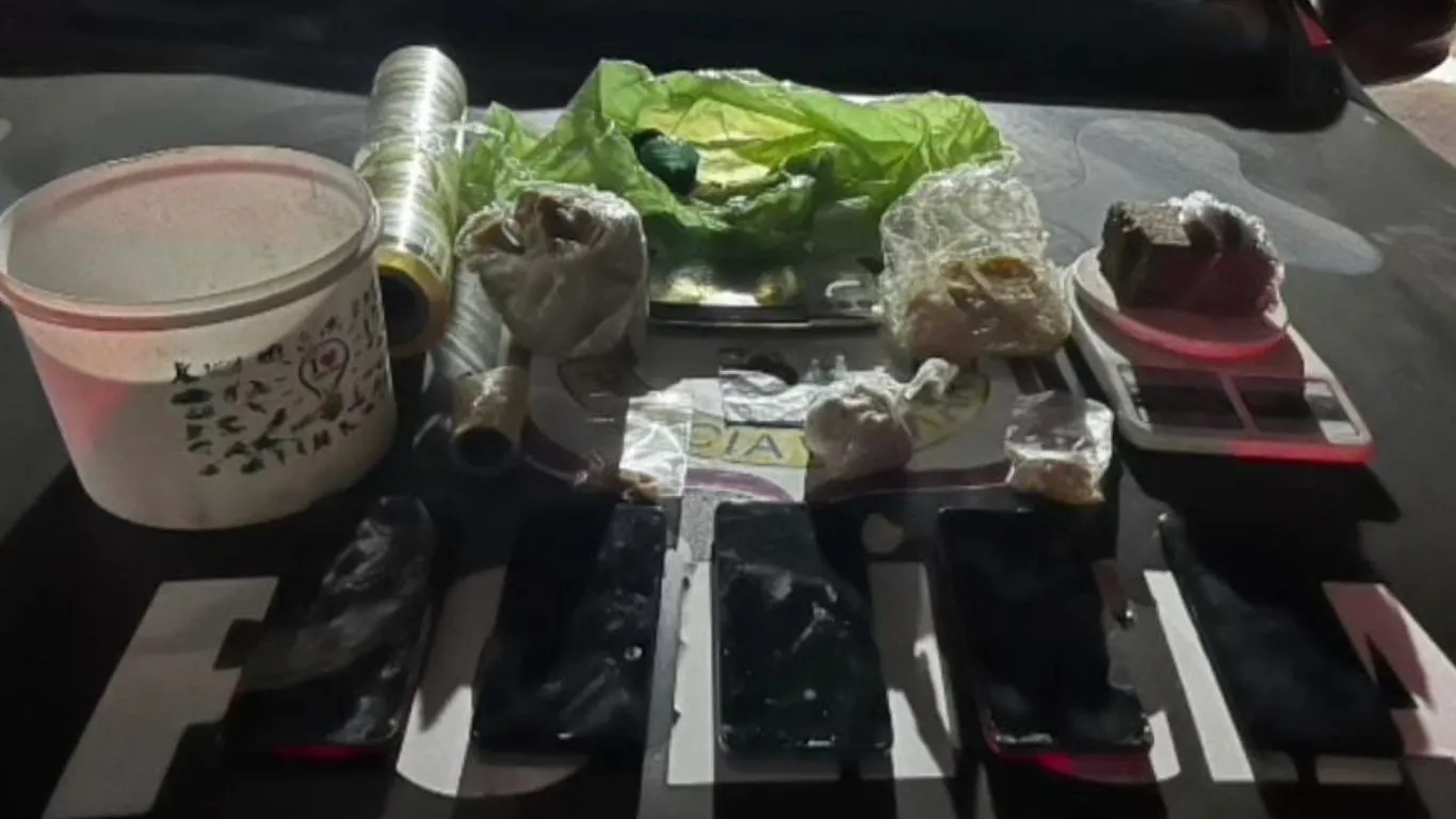 O casal foi conduzido à Delegacia de Polícia Civil de Redenção, onde foi apresentado à autoridade de plantão para a adoção das medidas cabíveis.