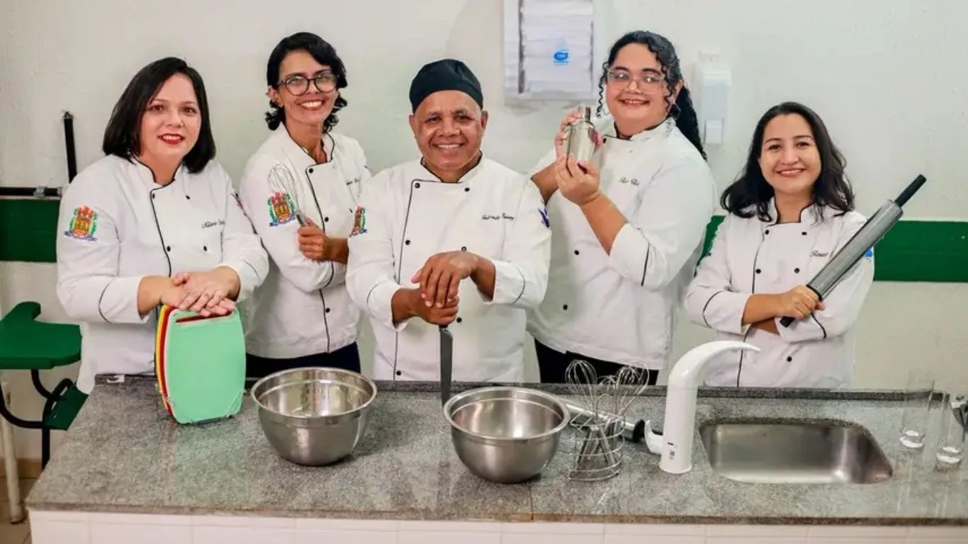 Durante a feira, os visitantes poderão experimentar pratos típicos que utilizam produtos locais.