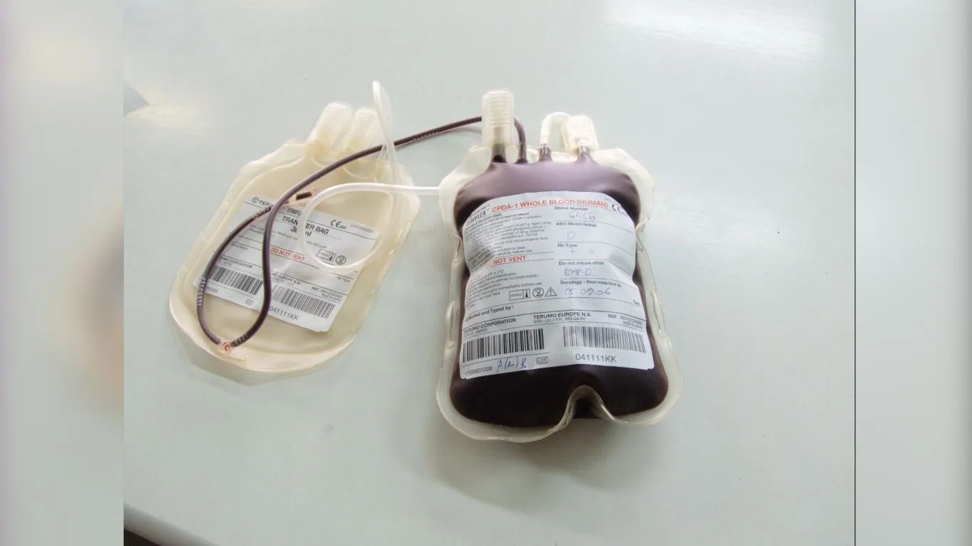 O procedimento, detalhado na revista Nature Biomedical Engineering em 3 de outubro, representa um avanço significativo na medicina transplantacional.