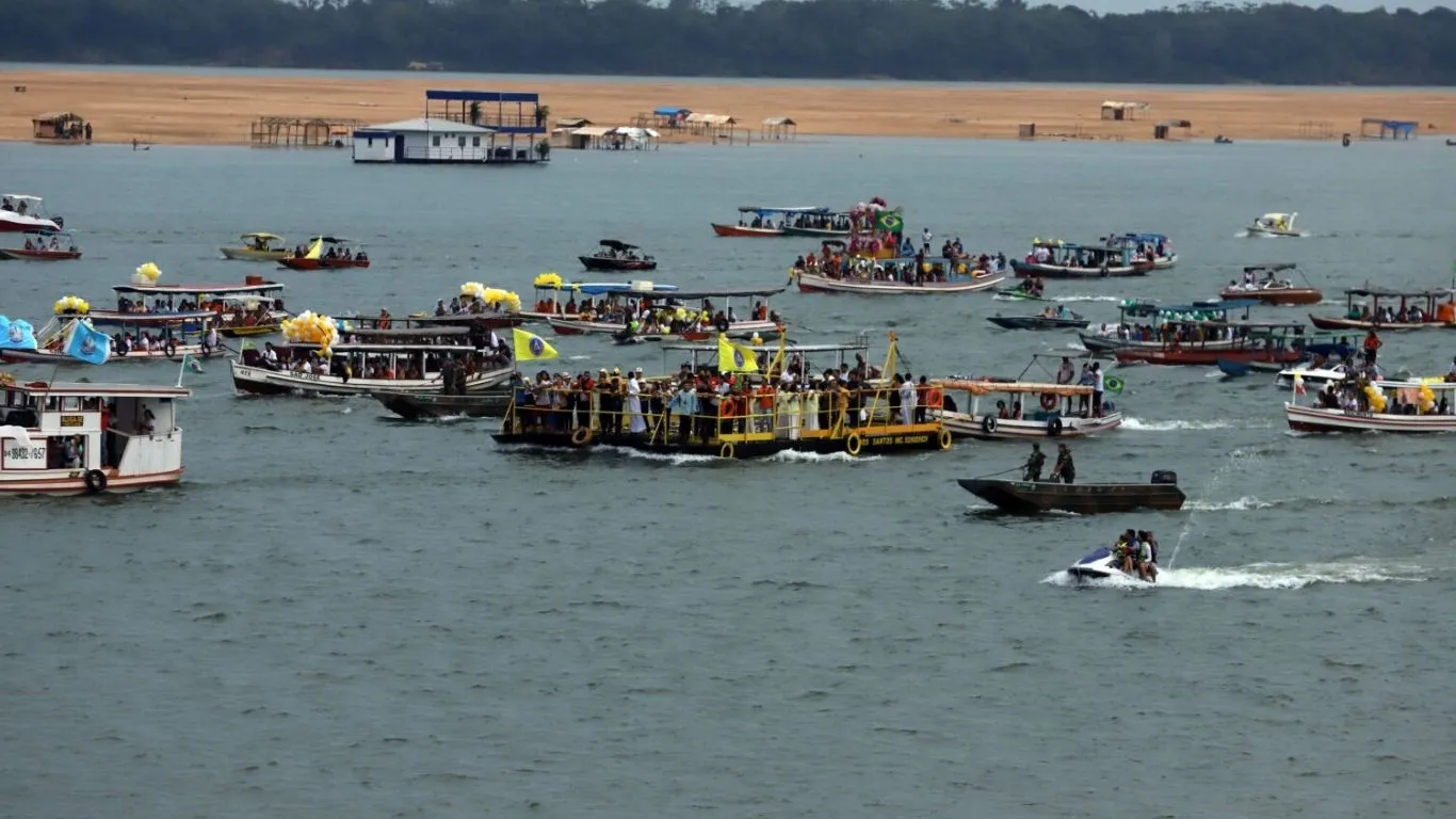 Um dos momentos mais esperados deste sábado é a a Romaria Fluvial pelo Rio Tocantins.