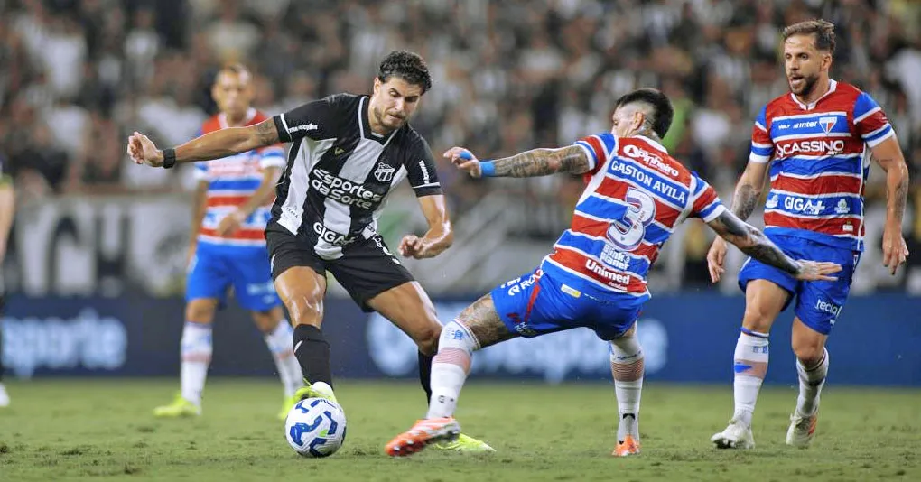 Ceará arranca empate no fim e aumenta desespero do Fortaleza no Castelão.