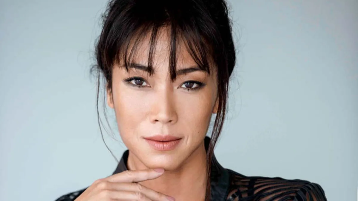 Imagem ilustrativa da notícia: Danni Suzuki impressiona seguidores com flexibilidade e poses de yoga