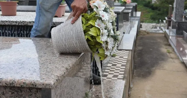 Ação Educativa da Sesma nos Cemitérios de Belém