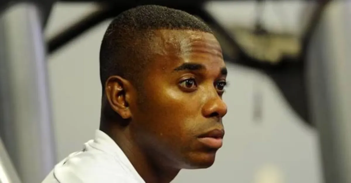 Robinho está preso em Tremembé, onde cumpre pena após crime sexual.