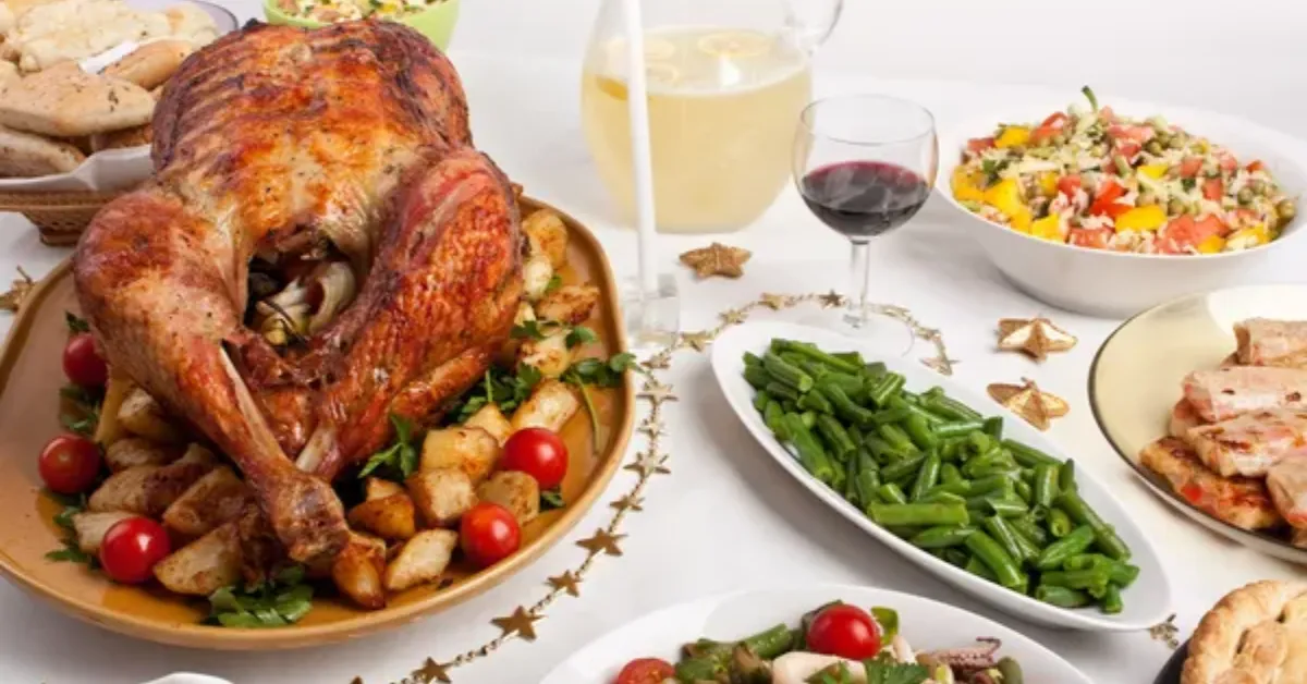 Pesquisa e criatividade ajudam famílias a montar uma ceia completa e acessível neste fim de ano.