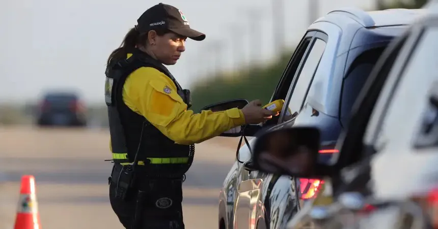 Agentes do Detran estarão atentos ao fluxo de veículos na Avenida Augusto Montenegro