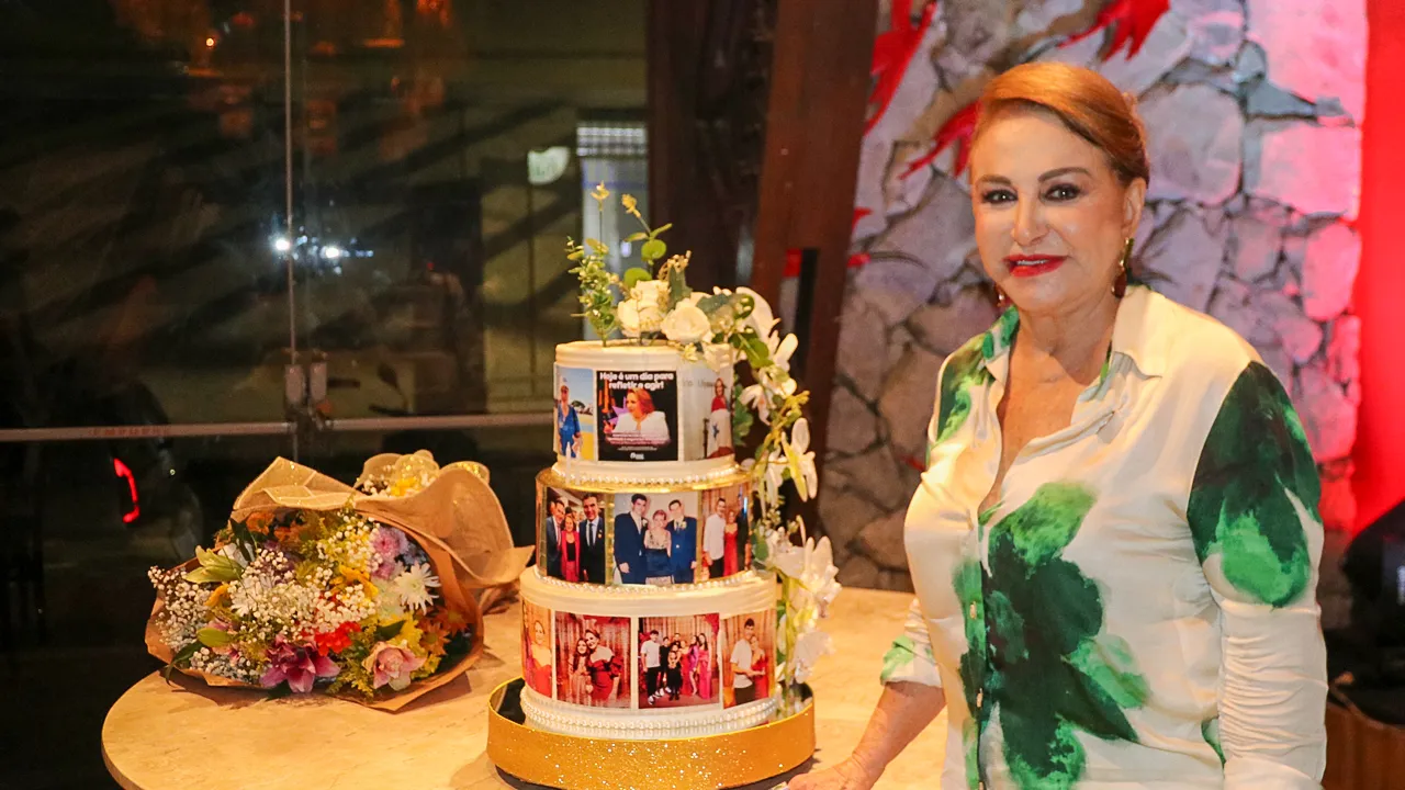 A deputada foi homenageada por amigos e equipe em um restaurante em Belém