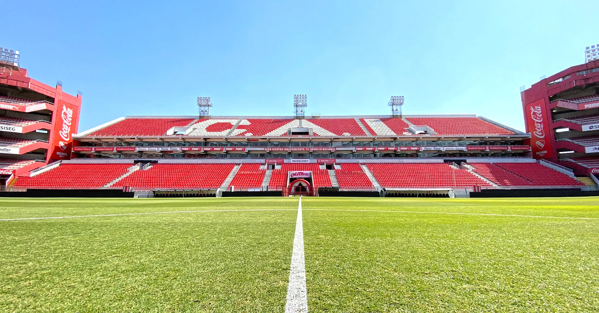 Estádio Libertadores de América foi palco de barbárie