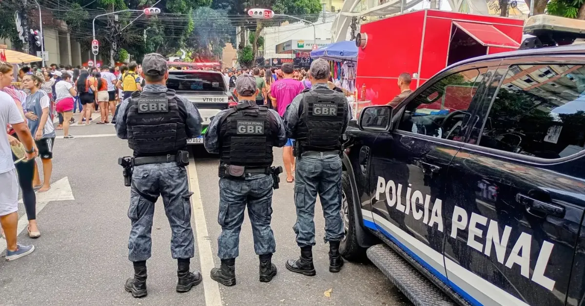 A Seap conclui a Operação Círio 2025 sem ocorrências, garantindo a segurança dos romeiros em Belém durante a festividade.