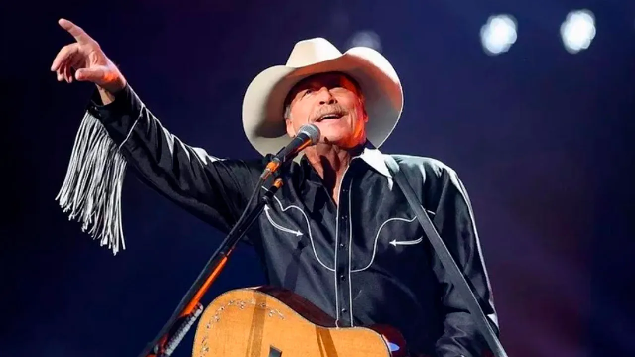 O anúncio, veiculado pela revista People, encerra uma jornada musical de mais de três décadas que moldou o country neotradicional