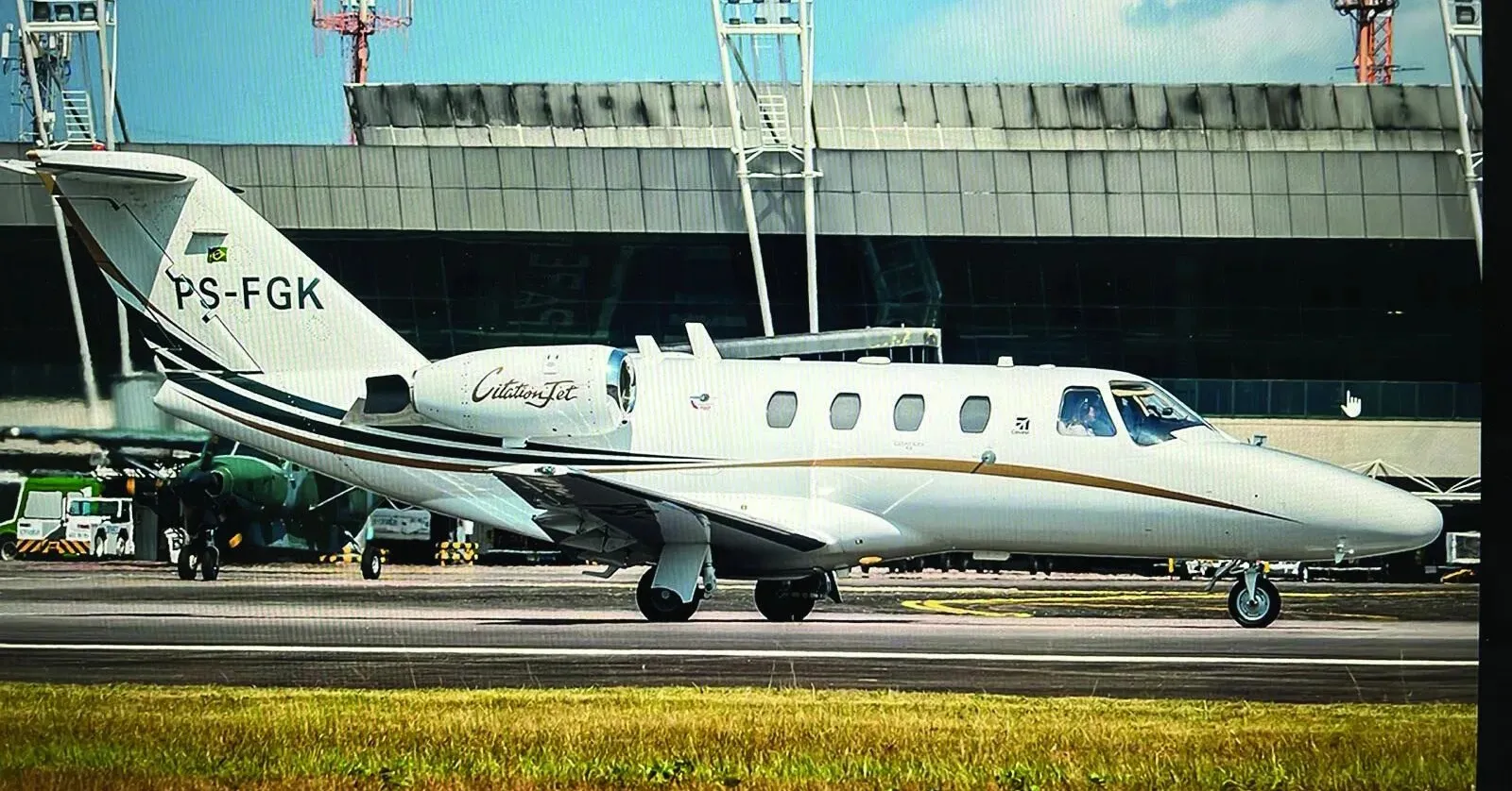 A aeronave, é justamente um dos símbolos do suposto esquema de enriquecimento ilícito investigado nas operações Aqueronte e Hades