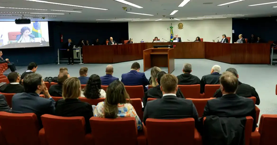 A sessão será aberta com o voto do ministro Alexandre de Moraes, relator da ação penal do Núcleo 4.