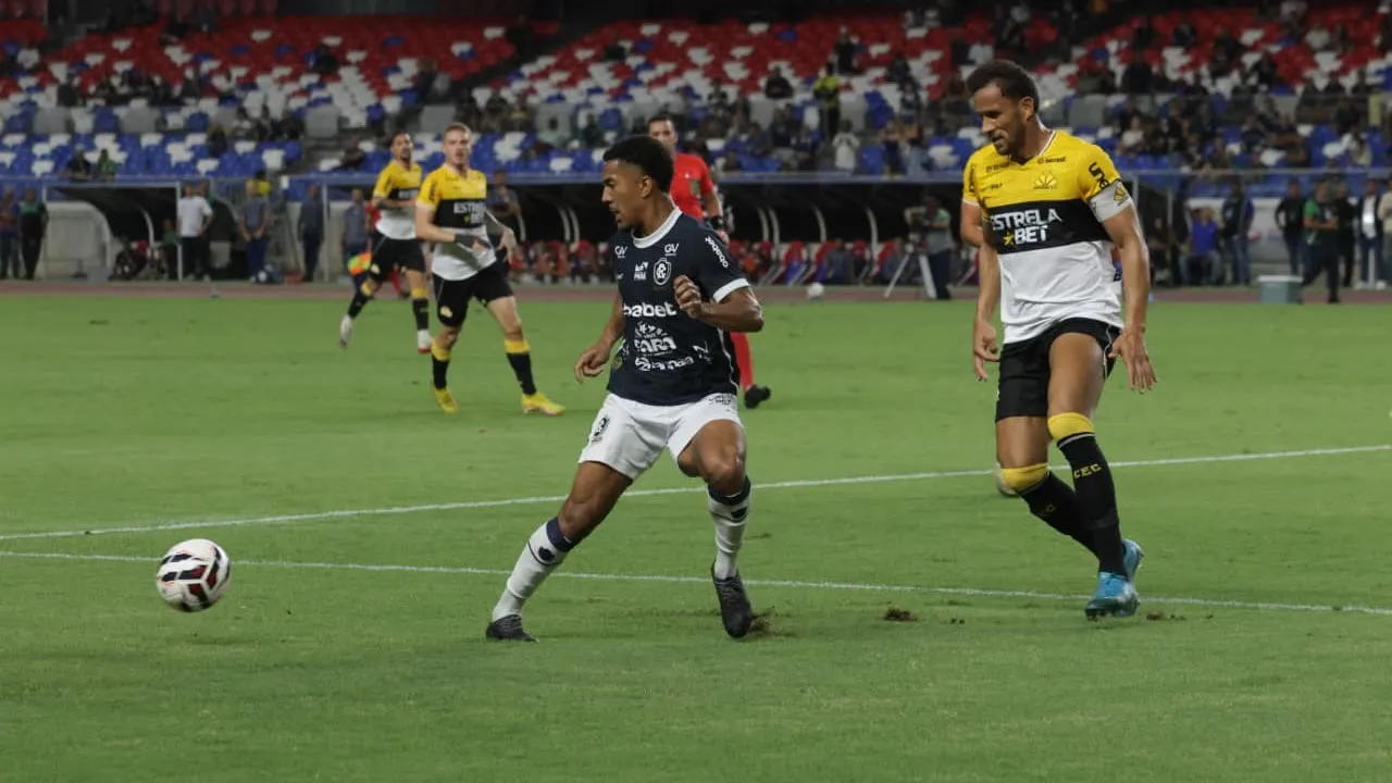 Remo foi melhor em quase toda a partida, mas foi punido no final