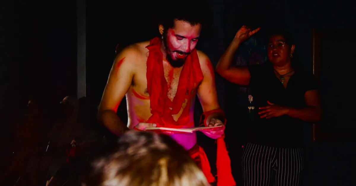 Além das apresentações, o projeto inclui bate-papos com o público e momentos de convivência após cada sessão.