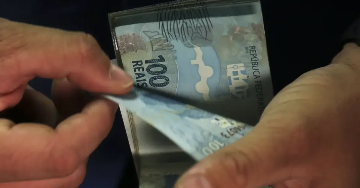 Neste mês, o feriado de Finados (2 de novembro), que cai em um domingo, interfere na contagem dos dias úteis.