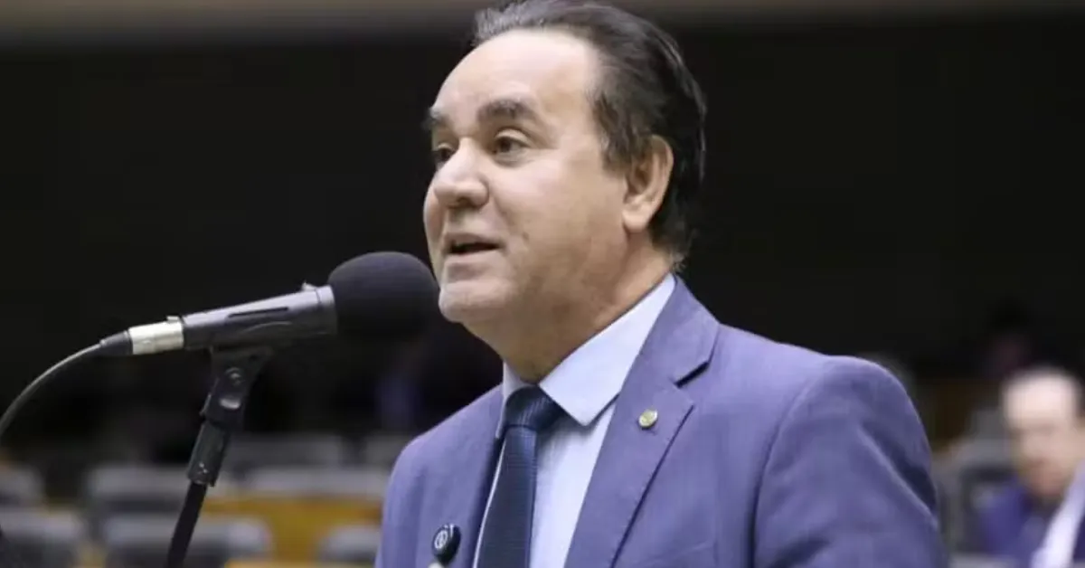 Adilson Barroso, mineiro e filiado ao PL de São Paulo, é o primeiro suplente da legenda no estado, com mais de 62 mil votos nas eleições de 2022.