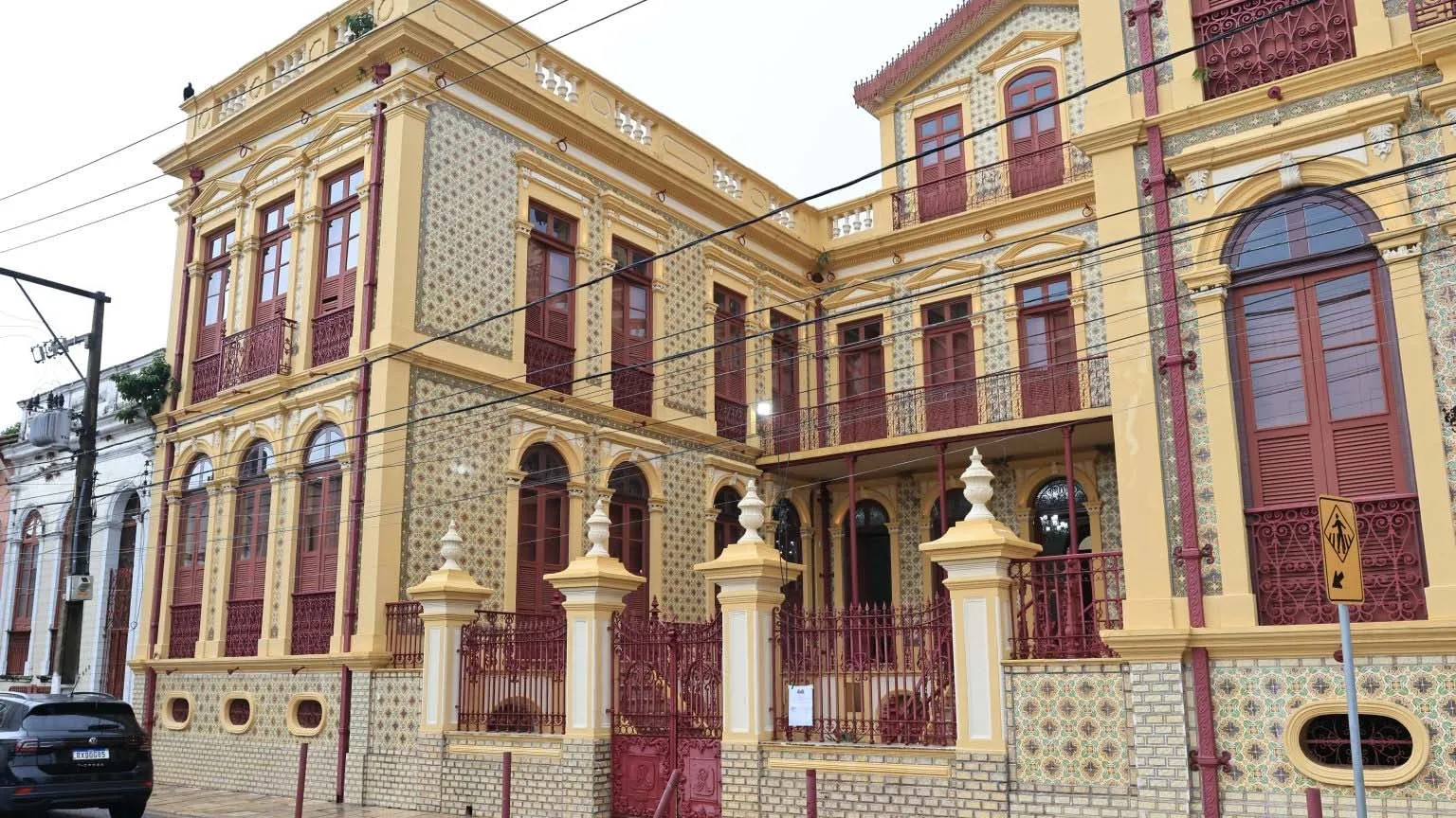 Casarão antigo foi revitalizado para servir de hub de inovação e sustentabilidade