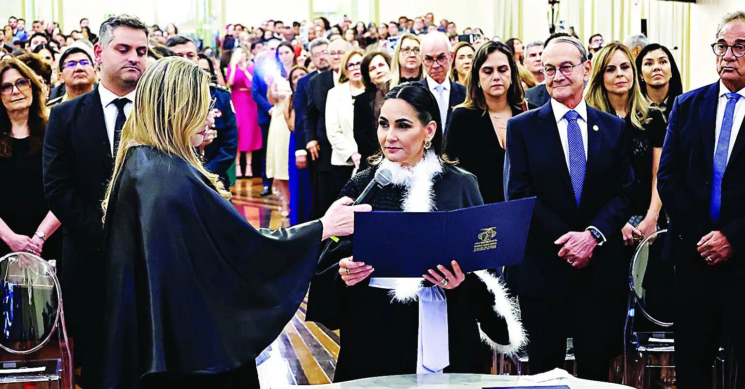 A nova desembargadora durante a cerimônia de posse, no Tribunal de Justiça do Estado do Pará.