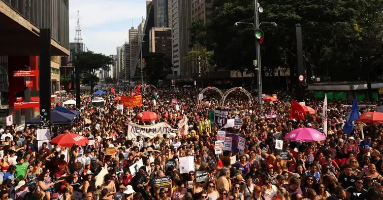 Em São Paulo, o grupo se concentrou na avenida Paulista, em frente ao Masp na tarde do último domingo.