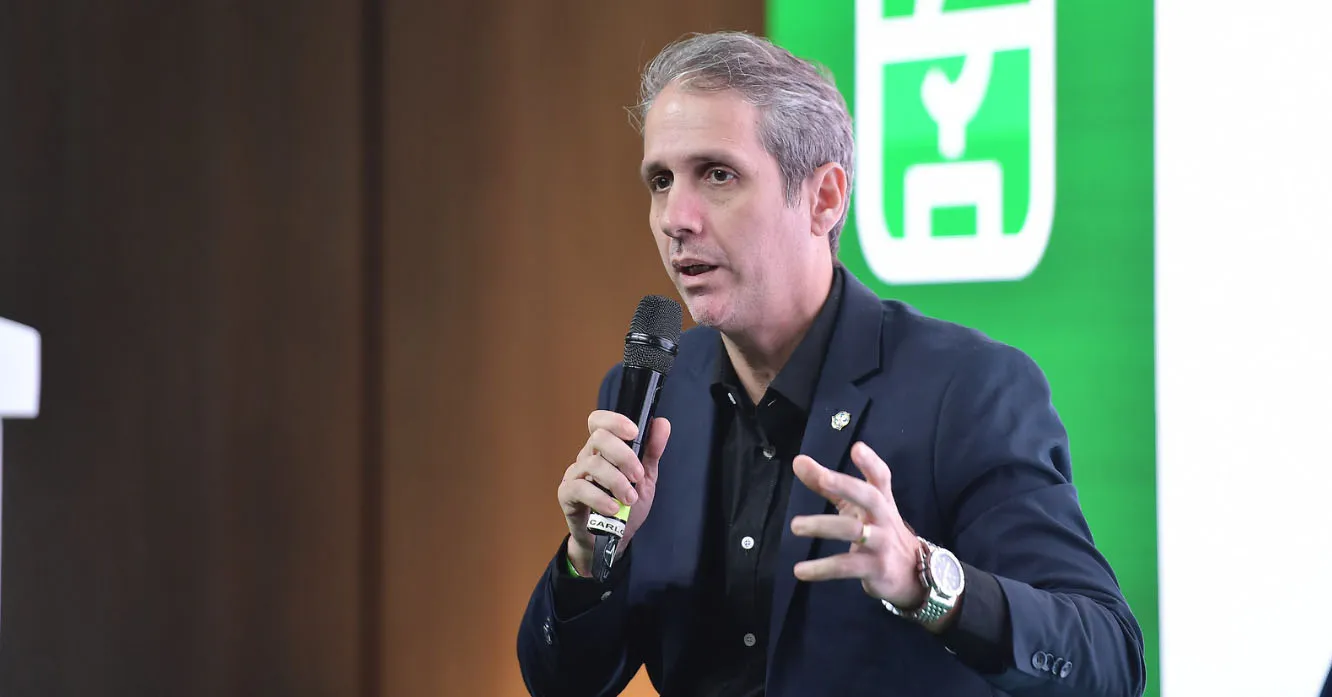 Ricardo Gluck Paul aconselhou o Paysandu como "ex-presidente e torcedor"