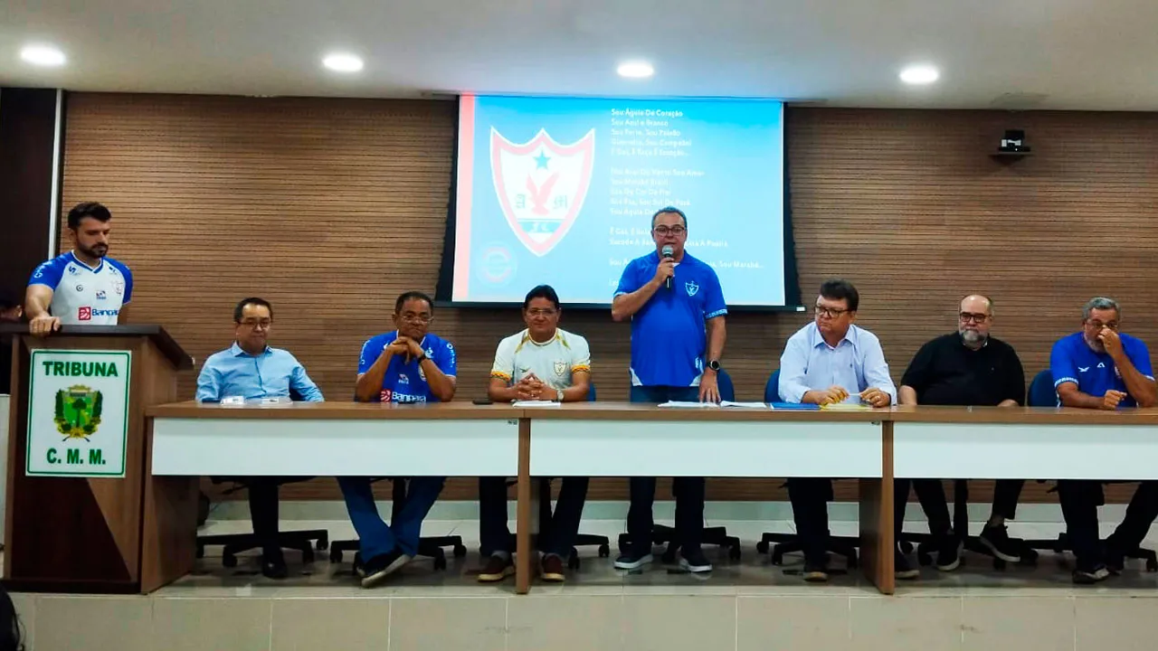 Ferreirinha continua sendo o diretor do Águia de Marabá por mais três anos