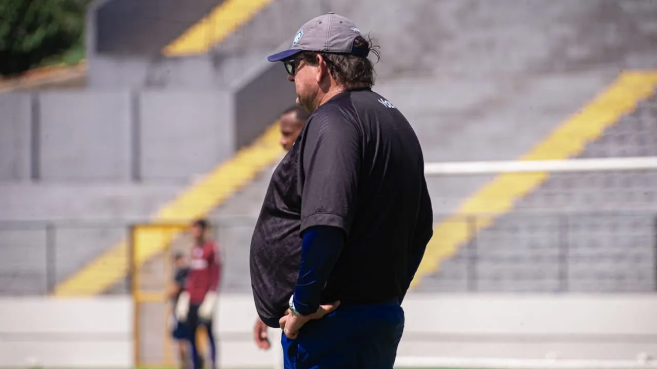 Técnico do Remo Guto Ferreira