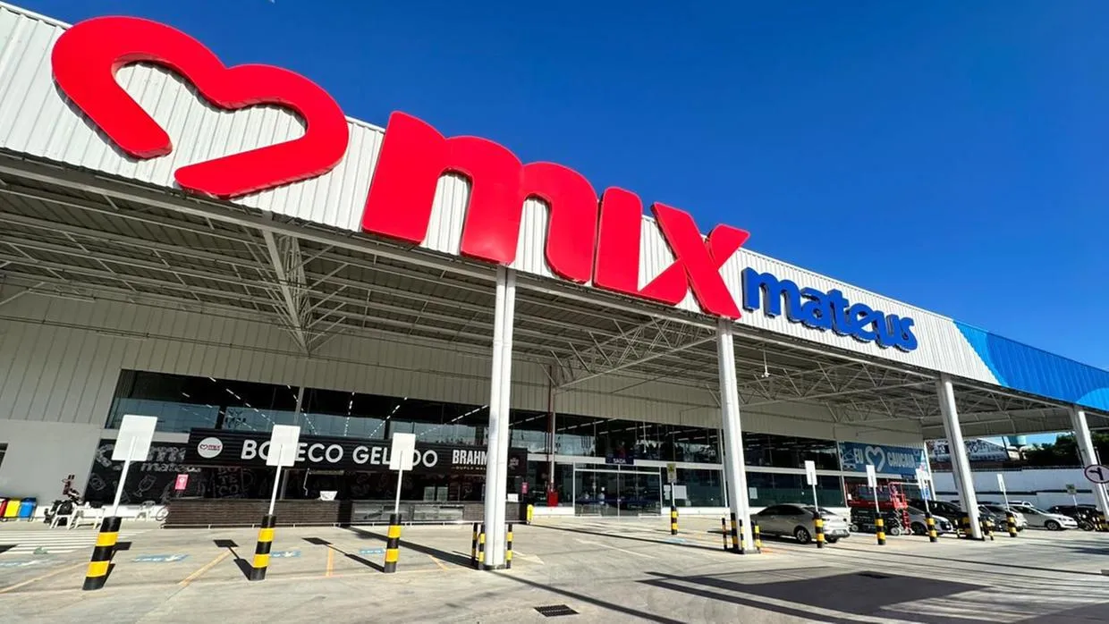 Vagas abertas no Grupo Mateus: a depender do cargo, os salários podem chegar a R$ 12 mil.