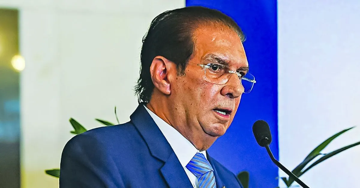 Senador Jader Barbalho é um dos destaques em premiação