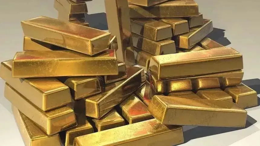 O ouro atingiu um novo recorde nominal, a R$ 21,7 mil a onça troy (31,1035 gramas)